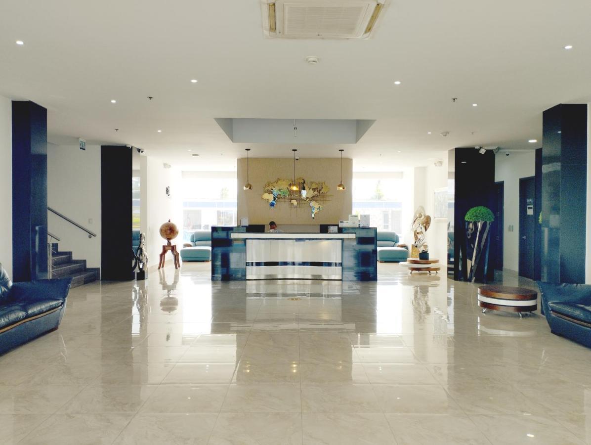 Hotel Royal Elim International Cali Eksteriør billede Lobby