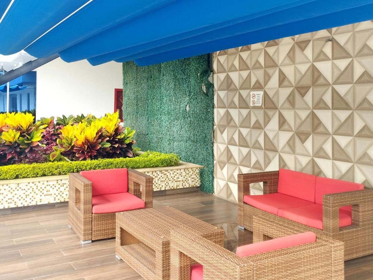 Hotel Royal Elim International Cali Eksteriør billede The Sky Lounge