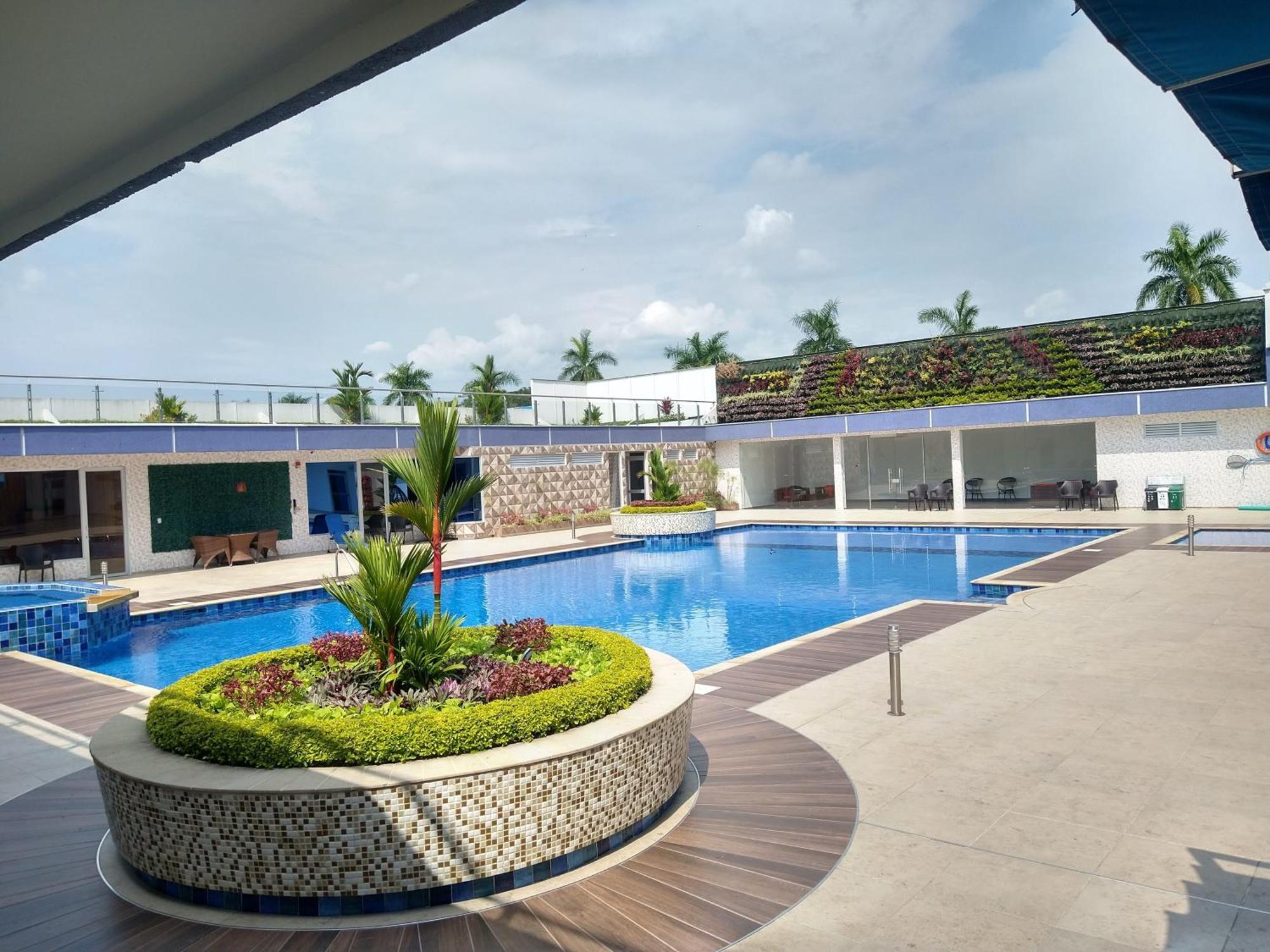 Hotel Royal Elim International Cali Eksteriør billede Club House