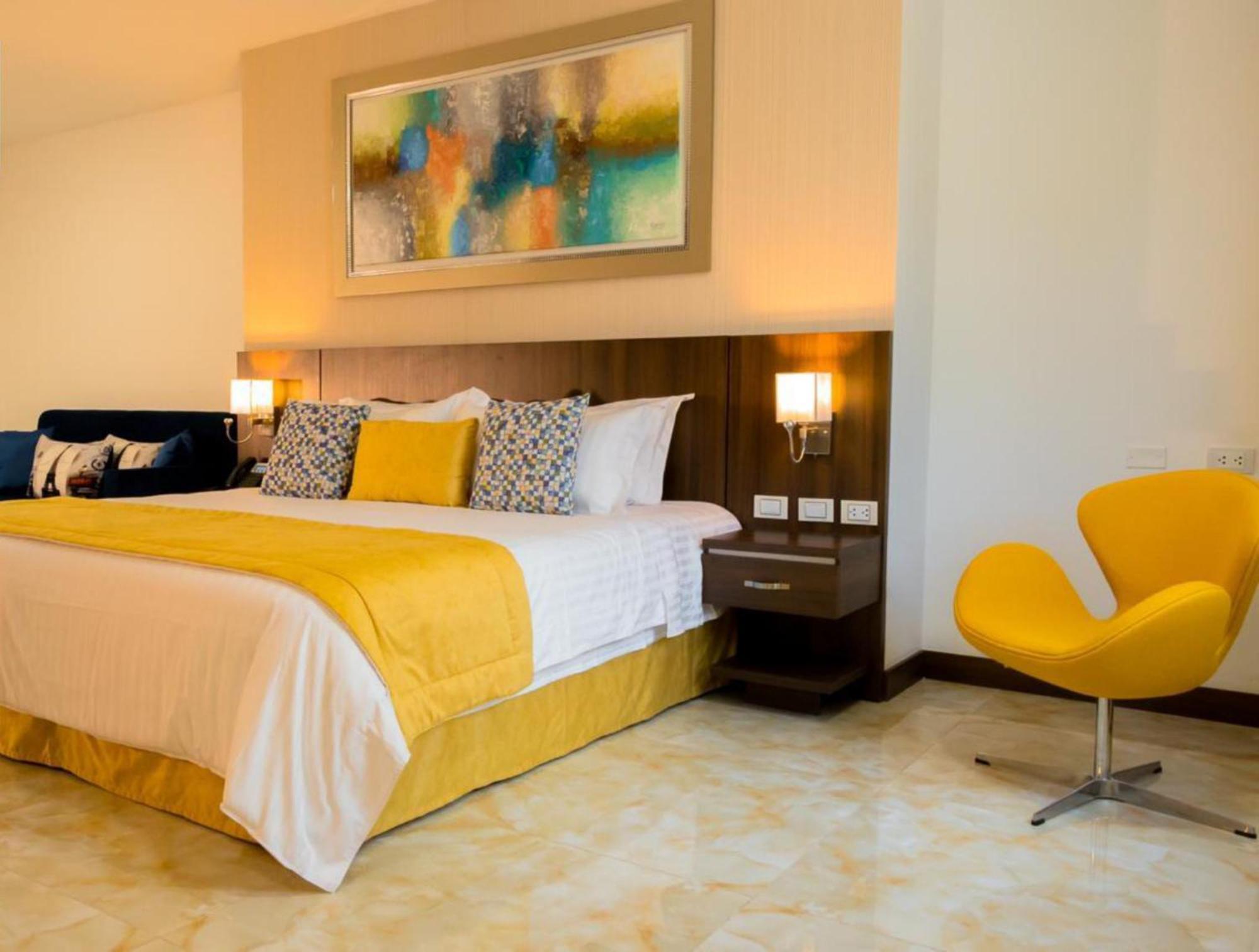Hotel Royal Elim International Cali Eksteriør billede Deluxe Room